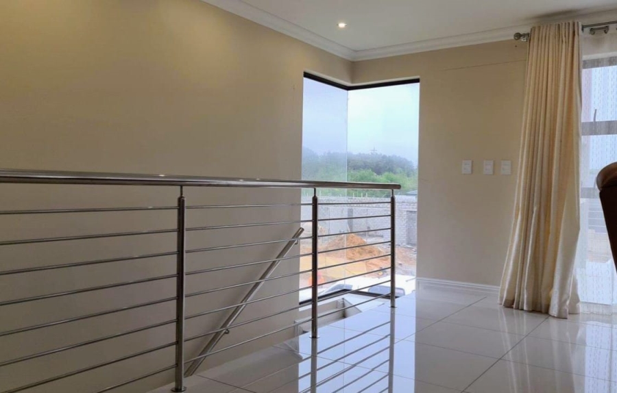 To Let 3 Bedroom Property for Rent in Winterstrand Eastern Cape